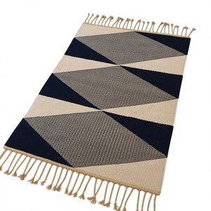Tapis traditionnel indien en jute Kilim Dhurrie tissé à la main blanc coton naturel tapis de prière tissé à la main pour l'espace de la chambre d'hôtel - Product Image 1