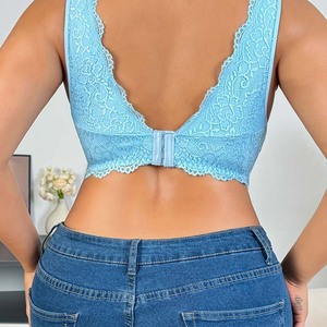 Conjunto de lencería sexy de talla grande, sujetador de encaje fino con copa completa y efecto corrector push-up para mujeres con curvas. - Product Image 3