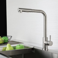 Robinet de cuisine monocommande au design moderne en acier inoxydable pour évier