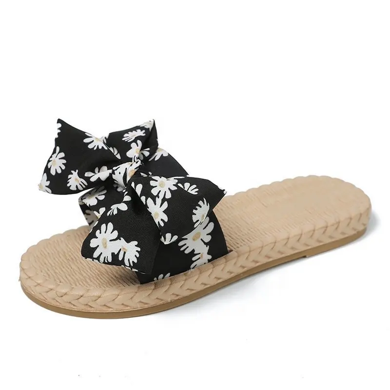 Pantofola da spiaggia moda estiva da donna nuovo design decorazioni con fiocco scivoli per donna sandalo da esterno con suola in gomma con fondo morbido