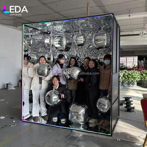 Photomaton LEDA personnalisé en argent pour intérieur, photomaton magazine, photomaton de fête, photomaton Vogue avec bande lumineuse RVB pour la décoration d'événements de mariage - Product Image 3