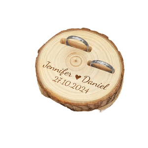 Boîte à bagues en bois massif gravée sur mesure, écologique, à double compartiment, thème amour, pour la Saint-Valentin et les anniversaires, vente en gros - Product Image 1