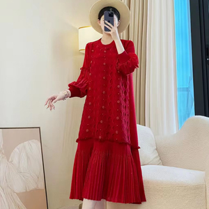 Venta al por mayor <span class=keywords><strong>de</strong></span> vestidos plisados elegantes en estilos <span class=keywords><strong>de</strong></span> longitud media y talla grande con cuello redondo y diseño <span class=keywords><strong>de</strong></span> mangas con volantes - Product Image 3