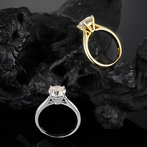 Bague solitaire classique en argent pur S925 incrustée de moissanite ronde brillante, accessoire de mariage, cadeau pour les amoureuses - Product Image 5