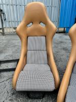 Panneau arrière en fibre de carbone pour siège baquet Recaro Pole Sport, production sur mesure pour voitures muscle classiques et voitures compactes modernes