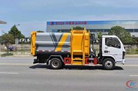 Nouveau camion à ordures compacteur diesel manuel 4x2 de 3-4 m³ à chargement latéral
