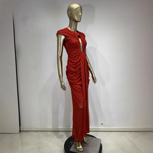 유럽 미국 여자의 <span class=keywords><strong>2025</strong></span> 가을 섹시 중공 허리 주름 단색 바닥 길이 Bodycon 짠 빨 파티 원피스 100% - Product Image 3