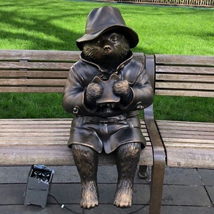 Sculpture d'ours <span class=keywords><strong>Paddington</strong></span> en bronze grandeur nature pour décoration extérieure - Product Image 1