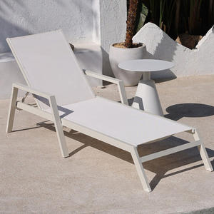 Chaise longue d'extérieur moderne en aluminium, résistante à l'eau et au soleil, avec dossier réglable, conçue sur mesure pour hôtel de plage et patio - Product Image 6