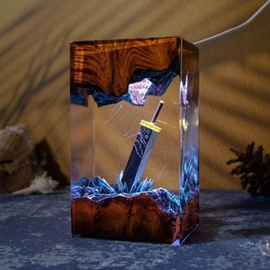 Sculpture en résine pyramide sur le thème de l'épée de la destruction, faite à la main, cadeau de Noël créatif pour les amateurs de jeux, série magique, remises de diplômes - Product Image 6