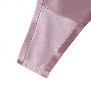 Tangas de seda helada sin costuras para mujer al por mayor, bragas invisibles de tiro bajo con espalda en T, ropa interior suave y elástica para mujer - Product Image 3