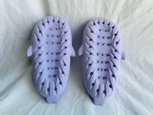 H008 Pantofole a Forma di Squalo Viola in EVA con Suola Morbida, Taglie 36 37 38 39, per Tutte le Stagioni, Uso Domestico - Product Image 2
