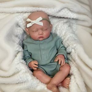 Poupée Reborn en silicone réaliste de 45 cm, bébé fille, tenue de nuit verte, pour jeux de rôle - Product Image 2