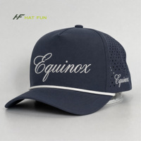 Casquette de golf en nylon perforée au laser, 5 ou 6 panneaux, haute qualité, séchage rapide, imperméable, pour le golf en extérieur – Vente en gros