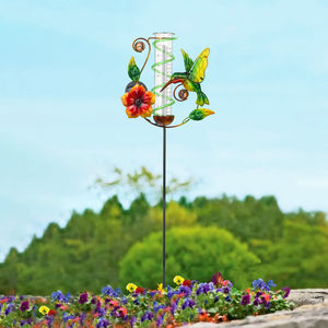 Pluviomètre décoratif Colibri de jardin Piquet en métal à énergie solaire Compteur de pluie extérieur - Product Image 5