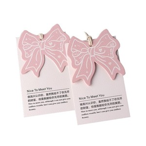 Màu Hồng Bow Hình Quần Áo Treo Thẻ Milan Mô Hình Thẻ Biểu Tượng Tùy Chỉnh In Ấn Thời Trang Hợp Thời Trang Nhãn Cho Phụ Nữ Ăn Mặc May Mặc - Product Image 1