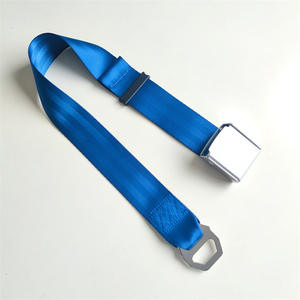 Extensor de Cinturón de Seguridad de Avión Universal Ajustable de Cuatro Direcciones con Construcción de Plástico y Acero, Color Negro/Plateado - Product Image 3