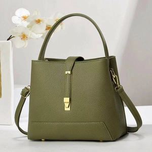 กระเป๋าเครื่องสำอางผ้าฝ้ายสีเบจและสีน้ำตาลลายดอกไม้ ดีไซน์ซิปน่ารัก ขายส่ง - Product Image 2