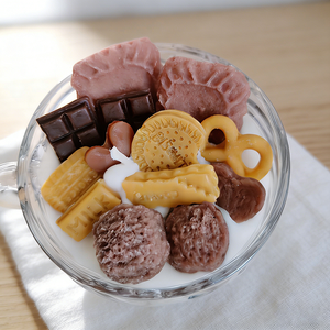 Mini Velas Aromáticas de Postre, Lindas y de Alta Calidad, Hechas a Mano en Frascos de Vidrio, Aroma a Chocolate y Galleta, para Acción de Gracias, Navidad y el Hogar - Product Image 3