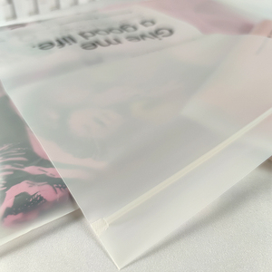 <span class=keywords><strong>Venta</strong></span> personalizado <span class=keywords><strong>de</strong></span> plástico reutilizables bolsa <span class=keywords><strong>de</strong></span> almidón <span class=keywords><strong>de</strong></span> maíz bolsas biodegradables bolsa <span class=keywords><strong>de</strong></span> embalaje <span class=keywords><strong>de</strong></span> <span class=keywords><strong>ropa</strong></span> - Product Image 3