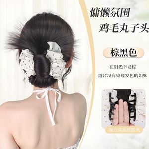 Peluca de moño bajo con lunares y clip para mujer, estilo veraniego, moño esponjoso, aspecto natural - Product Image 5