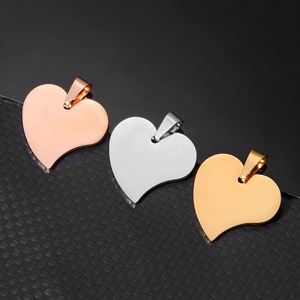 Collier pendentif en acier inoxydable en forme de cœur pour chien, accessoires de bijoux pour animaux de compagnie, breloque d'identification pour chien, 4 couleurs, vente en gros - Product Image 6