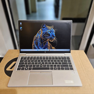 Ordinateur portable professionnel HP EliteBook 845G8 avec processeur AMD Ryzen <span class=keywords><strong>7</strong></span> <span class=keywords><strong>5800U</strong></span>, 8 Go de RAM DDR4, SSD 256 Go, écran 14 pouces, fin et léger, processeur 8 cœurs - Product Image 5