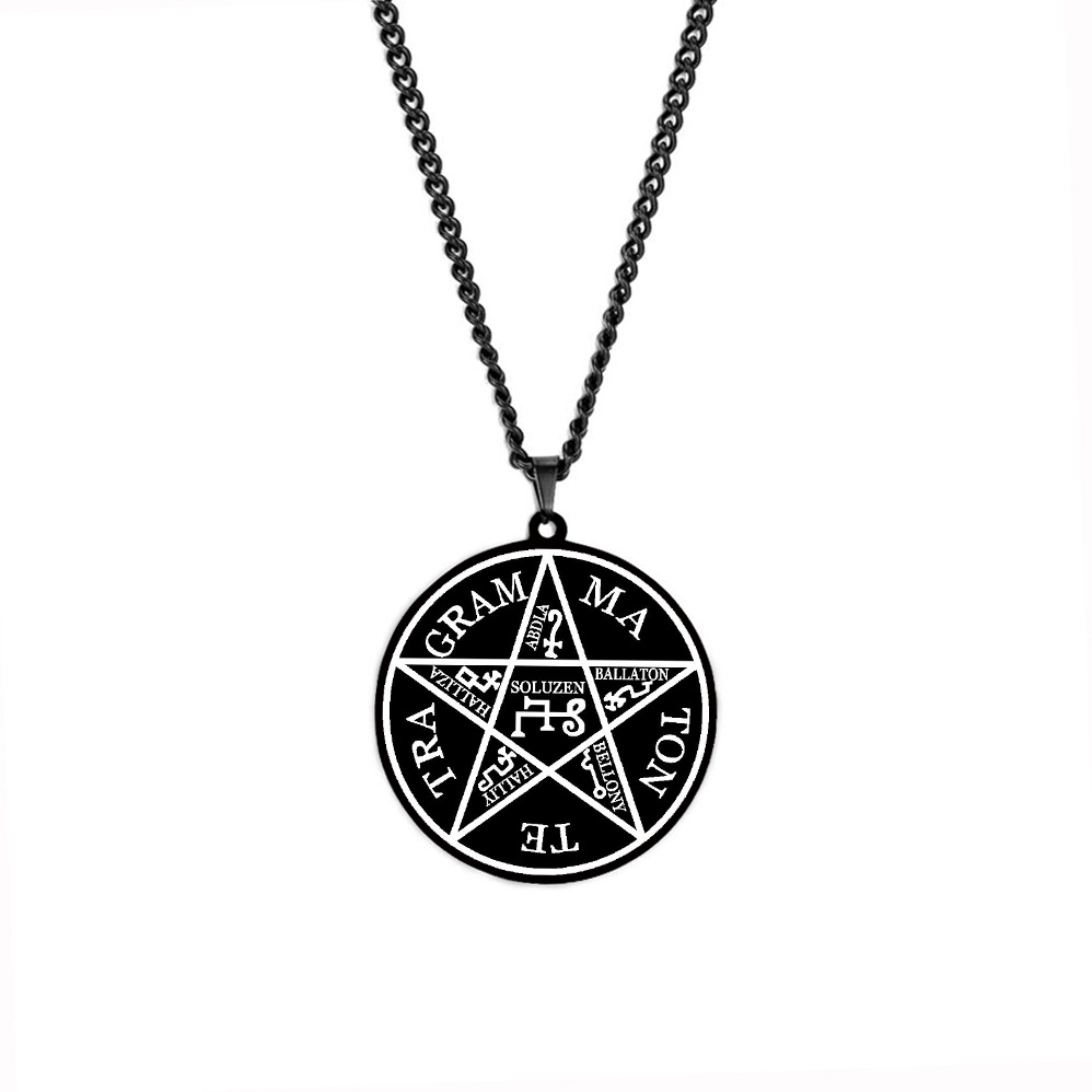 Black pendant necklace