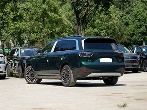 SUV électrique de luxe haut de gamme, grande taille, 5 portes, 6 places, double moteur, <span class=keywords><strong>4</strong></span> roues motrices, charge ultra-rapide 800V, véhicule phare - Product Image 5