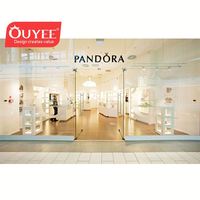 Meubles de magasin de bijoux modernes OUYEE avec garantie de 3 ans pour les comptoirs de présentation de diamants en showroom et en centre commercial