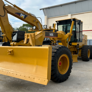 Niveleuse Caterpillar 140K en bon état, d'origine japonaise, avec pièces de rechange et <span class=keywords><strong>service</strong></span> pour projets miniers - Product Image 4