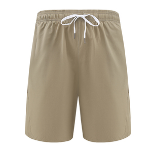 Shorts pour hommes de bonne qualité, en nylon noir respirant, coupe ajustée, différentes couleurs, shorts modernes légers pour le sport - Product Image 2