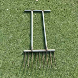 Attrezzo per la Rimozione di Radici di Ortaggi a Radice con Design Rinforzato in Acciaio Zincato Resistente - Product Image 4