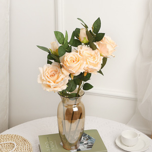 Rosas Artificiales, Ramo de Flores de Seda, Color Rosa Claro y Blanco, Decoración de Boda, Reutilizables, Alta Simulación - Product Image 3