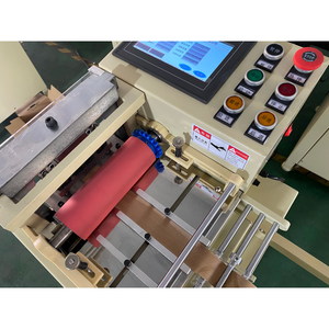 Machine de découpe de feuilles de papier adhésif en cuivre et aluminium, découpées en formes, pour moules et matrices - Product Image 4