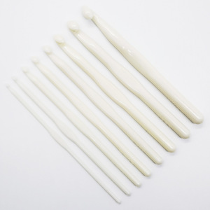 White Plastic <b>Crochet</b> <b>Hook</b> 3.0-12MM Thickened Crystal Single Headed Yarn Knitting Tool Craft Supplies - Product Image 1