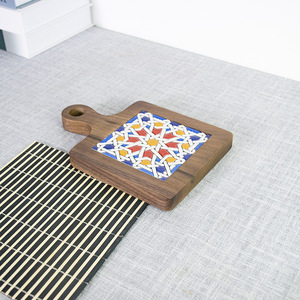 Posavasos de madera con diseño de azulejos, cuadrado, resistente al calor, para uso en la cocina. - Product Image 3