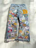 Jean décontracté pour homme en coton 100% avec logo brodé en chenille personnalisé, coupe évasée, effet délavé vintage et patch en tissu