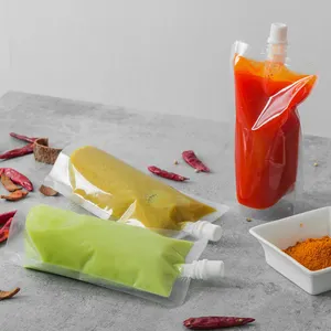 Emballage de sac en plastique PET/PE de qualité alimentaire pour usage industriel 2024 avec impression de logo personnalisée liquide Stand up Pouch bec