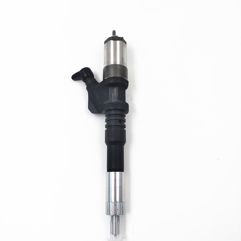 diesel fuel injector common rail injector 095000-0800 095000-0801 6156-11-3100 for KOMATSU
