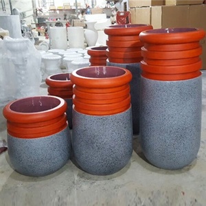 <span class=keywords><strong>Vasi</strong></span> da fiori rotondi alti in vetroresina FRP da giardino <span class=keywords><strong>con</strong></span> <span class=keywords><strong>legno</strong></span> e grigio - Product Image 5