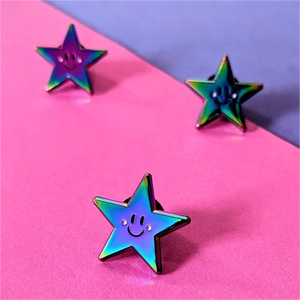 Pino de metal esmaltado macio com logotipo personalizado de fábrica profissional, mini estrela de lapela com cartão de papel de apoio, chapeamento arco-íris - Product Image 3