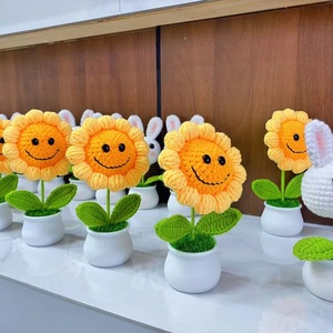 Handmade Sunflower and Potted Plant Knitted Items Yarn for Smiley Face Teacher's Day Gift Textile & Fabric Crafts