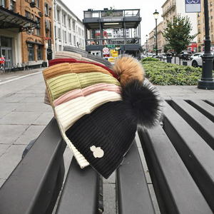 Chapeau de laine tricoté pour femme avec logo personnalisé, large bord, <span class=keywords><strong>pompon</strong></span> en fourrure véritable, rayé, <span class=keywords><strong>pompon</strong></span> fruité, <span class=keywords><strong>bonnet</strong></span> unisexe chaud, chapeau décontracté pour le cyclisme, adulte - Product Image 2