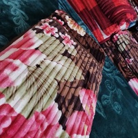 Selimut Lembut Flanel Bermotif Bunga Vintage Grosir Pabrik, Selimut Fleece Bergaris, OEM ODM Ukuran Besar untuk Tempat Tidur