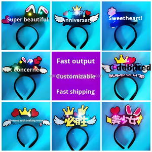 عصابة رأس مضيئة من قماش غير منسوج بتصميم أنيق، مشبك شعر مضيء للحفلات الموسيقية وفرق التشجيع، إكسسوار شعر LED للحفلات - Product Image 2