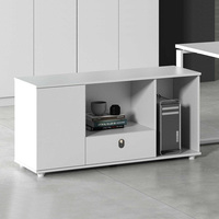Ensemble de mobilier de bureau de direction en noyer de luxe, bureau de PDG moderne avec panneau lumineux LED et combinaison de chaise en cuir ergonomique
