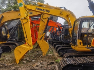 Excavatrice originale d'occasion de PC130-7 de KOMATSU excavatrice de KOMATSU d'occasion de 13 tonnes utilisée du Japon en bon état en stock - Product Image 5