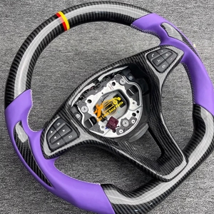 Volant de voiture sport en fibre de carbone avec cuir pour Benz C200 C260 GLE GLA GLB ODM OEM - Product Image 2