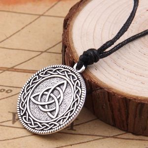 Collier pendentif nœud <span class=keywords><strong>celtique</strong></span> Viking pour hommes, amulette rétro de la <span class=keywords><strong>mythologie</strong></span> nordique, Viking, Rune, Triangle - Product Image 3